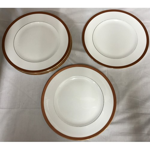 148 - A collection of Wedgwood 'Paris' bone china to include: oval platter 35.5cm w, bowl 20.5cm d, gravy ... 