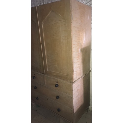 1204 - Pine linen press, two door cupboard top, 2 over 2 drawer base, turned wooden bun handles, locks to d... 