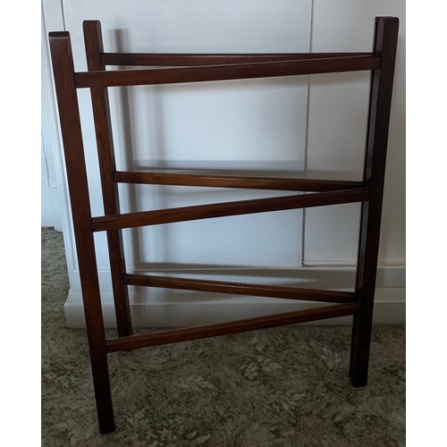 1163 - Edwardian mahogany folding towel rail. 84cm h.