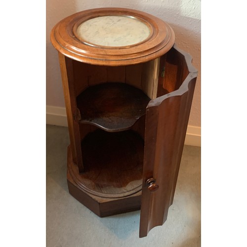 1169 - A 19thC mahogany pot cupboard with marble top. 70cm h.