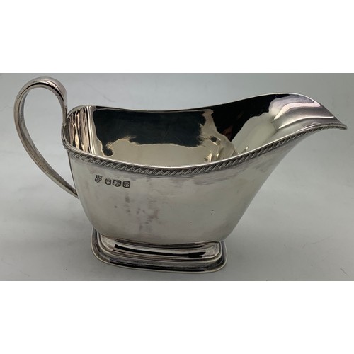 446 - Silver jug Sheffield 1959 Travis Wilson & Co. Weight 149.1gm.