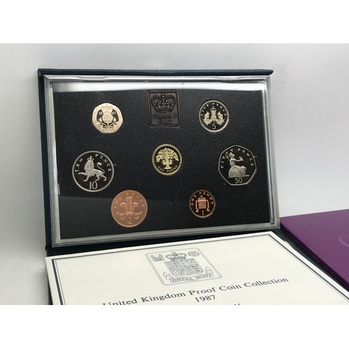 419 - A 1987 proof coin collection and a 2006 Vivat Regina coin in folder.