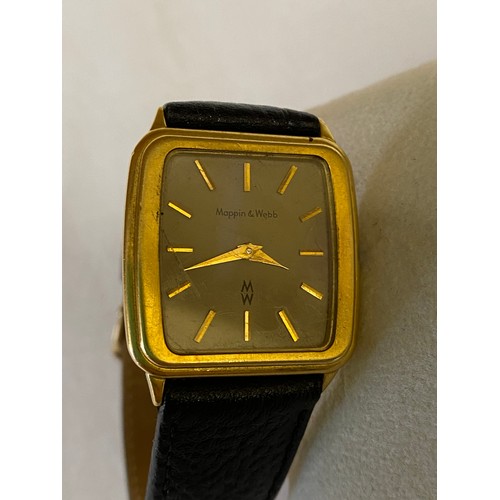 615 - 18ct gold Mappin & Webb Gentleman's Wrist Watch with baton markers to face.