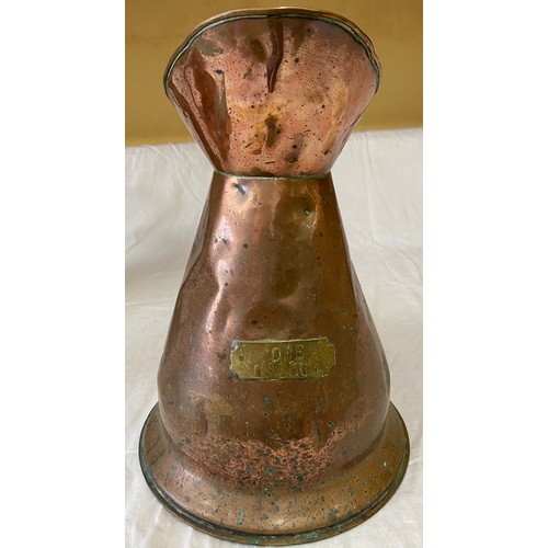 625 - Three copper jugs with brass plates denoting size i.e. Quart, Half Gallon and One Gallon. Tallest 29... 