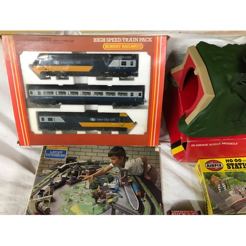 662 - Hornby 00 gauge train set, Inter City High Speed train pack, R921 Mark 2 coach, R058 BR Jinty Loco, ... 