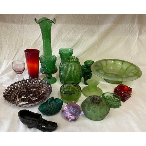 292 - Selection of glass to include 2 x Victorian pressed green glass goblets 14cm h, frog 9.5cm h, bark e... 