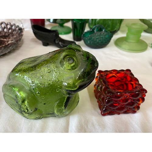 292 - Selection of glass to include 2 x Victorian pressed green glass goblets 14cm h, frog 9.5cm h, bark e... 