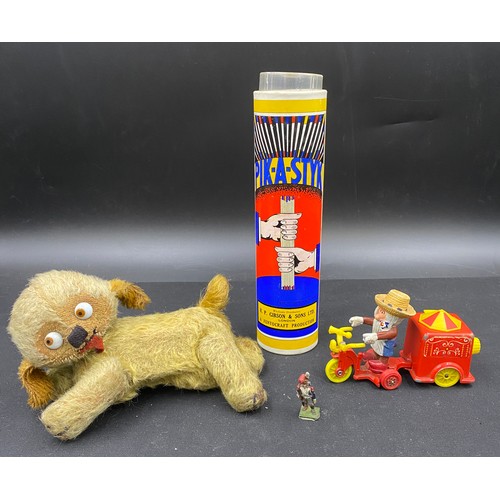 667 - Vintage toys to include : a blonde faux fur straw filled dog with glass eyes, embroidered nose, felt... 