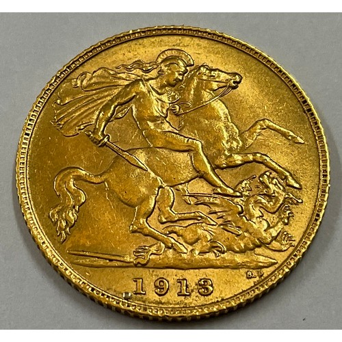 423 - A 1913 half sovereign.