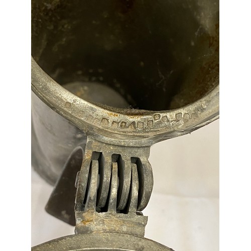 626 - Pewter ware to include a plate 26cm d with London touch mark, a lidded jug with base marks and a sma... 