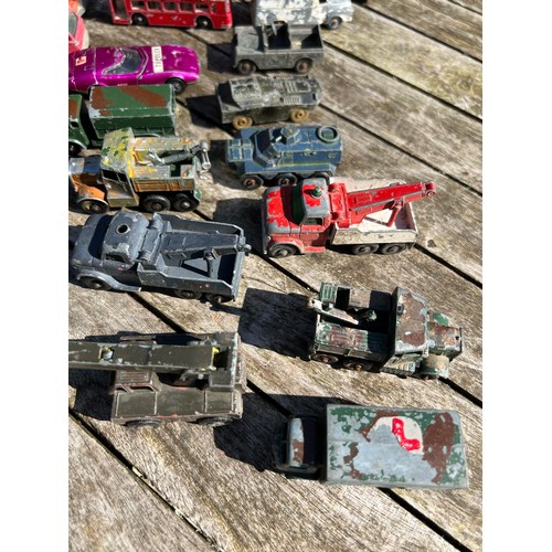 699 - A large collection of 70's and earlier Matchbox and Lesney diecast model vehicles including military... 