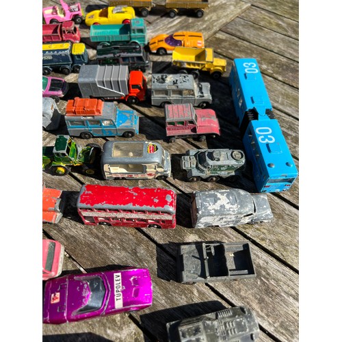 699 - A large collection of 70's and earlier Matchbox and Lesney diecast model vehicles including military... 