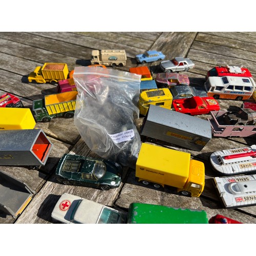 702 - A large collection of Matchbox, Lesney, Husky and Siku models 70/80's.