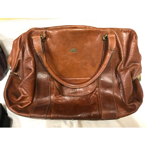 489 - A Radley brown leather handbag, BB leather handbag, The Bridge large brown leather bag and a Mulberr... 