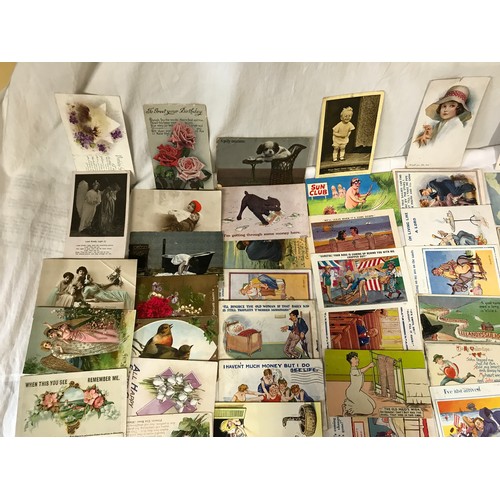 860 - Postcard collection, 129 assorted, humorous seaside, verse and greetings cards. 6 mini postcards, so... 