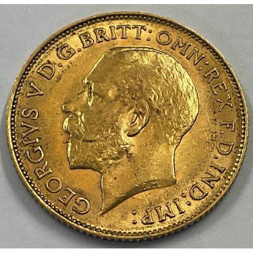 426 - A 1913 half sovereign.