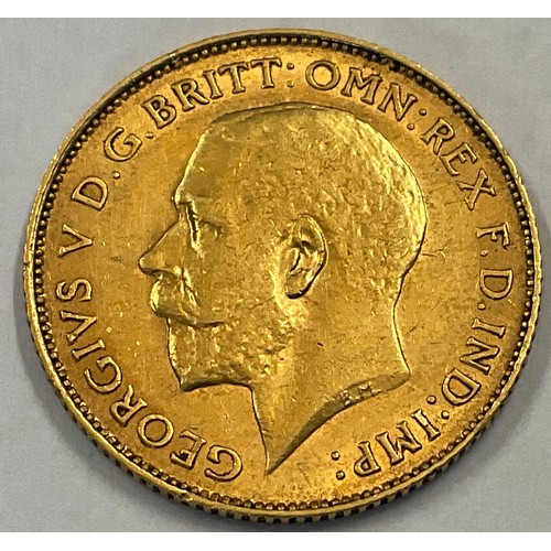 427 - A 1925 half sovereign.