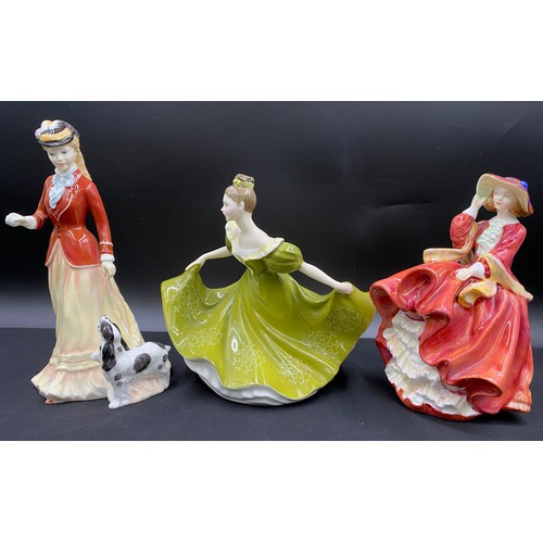 79 - Five Royal Doulton figurines to include; Lynne HN2329, Sarah HN 3384 21cm h, Fair Lady 2193,Top O' T... 