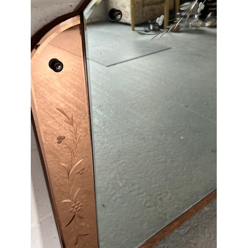 1352 - An Art Deco style mirror. 92 h x 81cm w.