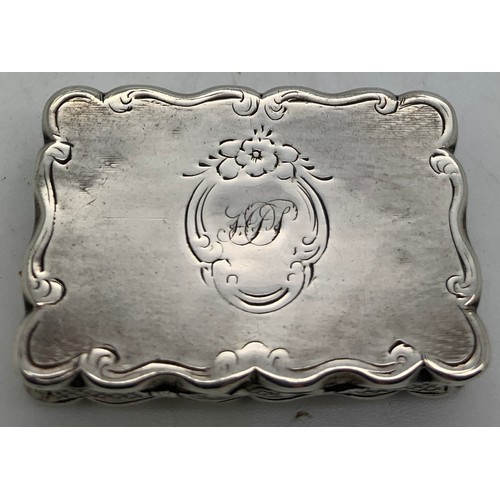 556 - A Victorian silver vinaigrette Birmingham 1857 maker G Wheeler & Co (George and Mary Wheeler). 4 x 2... 