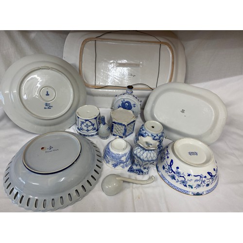 88 - Selection of blue and white ceramics to include Royal Copenhagen jug 12.5cm, Spode 'Italian' dish 31... 