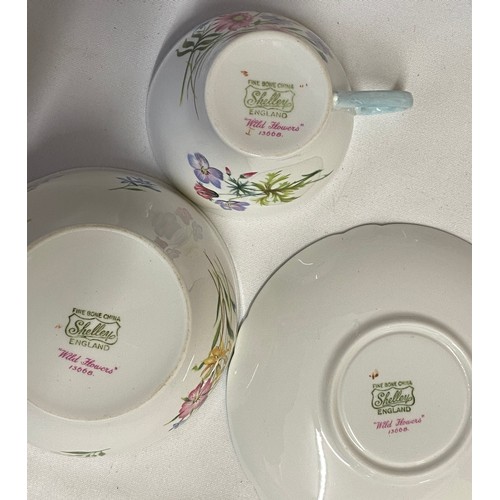 95 - Two part tea services. Shelley 'Wild Flowers' 13668 comprising fruit bowl 24cm d, 6 x fruit dishes, ... 