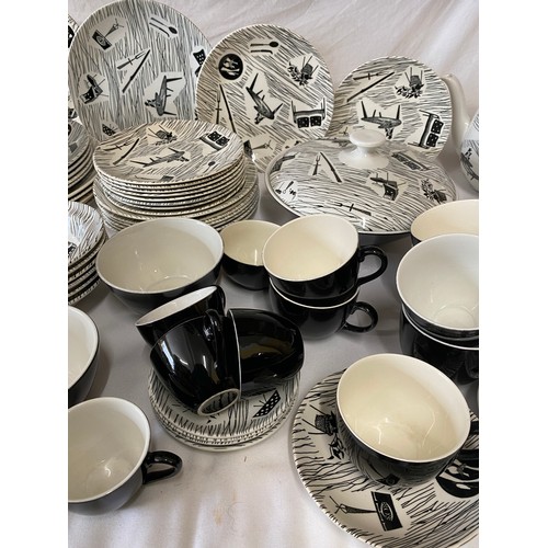 96 - A large quantity of Ridgway 'Home Maker' and Home Maker pattern dinnerware and tea ware comprising :... 