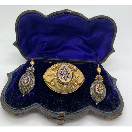 357 - Victorian brooch and earrings; the brooch with glass panel to rear; all in original fitted leather c... 