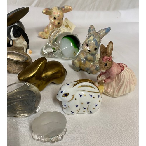 101 - A large collection of small rabbits to include 19 x Teviotdale, 1 x Royal Crown Derby paperweight wi... 