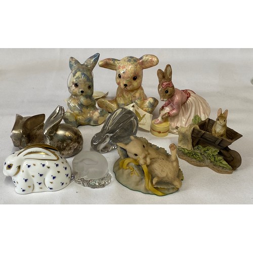 101 - A large collection of small rabbits to include 19 x Teviotdale, 1 x Royal Crown Derby paperweight wi... 