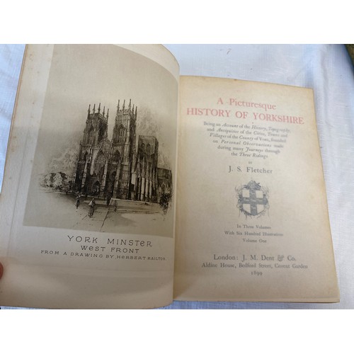 649 - Local History books of Yorkshire to include History of the Town and Port of Kingston-Upon-Hull by Ja... 