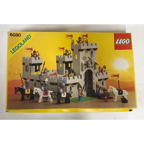 748 - A Lego 6080 King's Castle (1984) with instructions. Boxed, believed complete but remains unchecked.