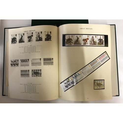 440 - Stanley Gibbons Windsor Albums 1-4 in slip cases, Victorian stamps through to 1993, together with 5 ... 