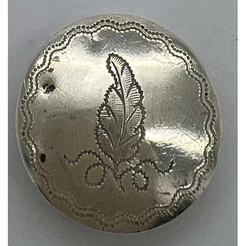 578 - Georgian silver pill box Birmingham 1810, maker Samuel Pemberton with leaf decoration. 22mm d.