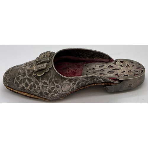 606 - A pair of antique silver Arab Ottoman Persian Middle East shoes Harem Princess. Circa 1850-1900. 19c... 