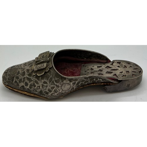 606 - A pair of antique silver Arab Ottoman Persian Middle East shoes Harem Princess. Circa 1850-1900. 19c... 