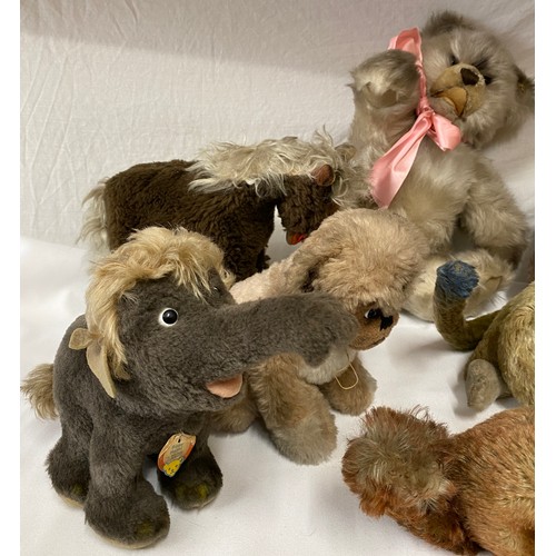 756 - Steiff Vintage soft toys to include; Mungo the monkey, straw filled body, blue glass eyes approx. 20... 