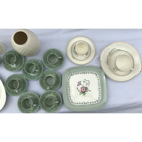 184 - A quantity of 20thC Copeland Spode ceramics in greens and creams, patterns to include 'Oklahoma', 'M... 