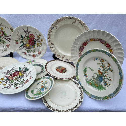 195 - Copeland Spode 20thC various ceramics and patterns to include ‘Provincial Flowers’, ‘Bridal Rose’, ‘... 