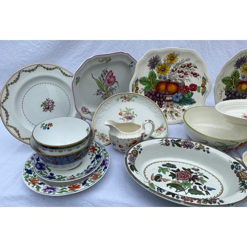 196 - Copeland Spode 20thC ceramics to include ‘Reynolds’ x 2 twin handled cake plates and 1 x large plate... 