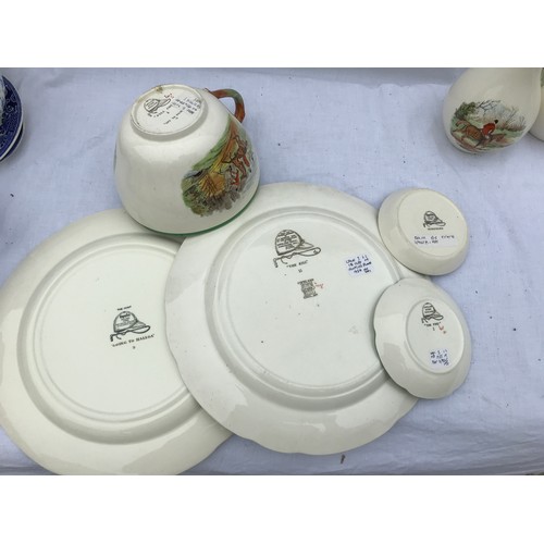 197 - A quantity of 20thC Copeland Spode/Spode ceramics to include various 'Byron' hunting scenes, plates ... 