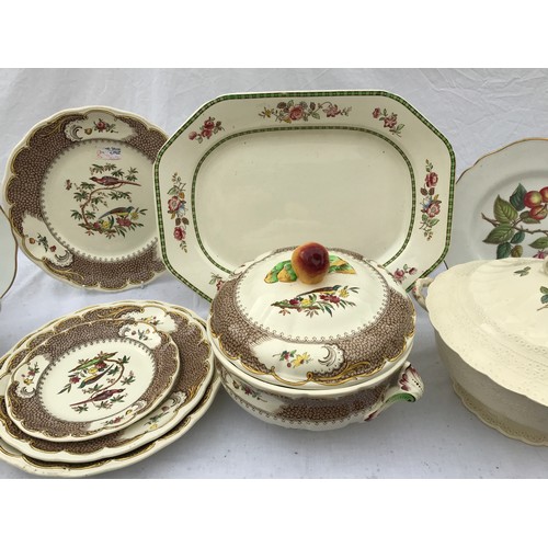 198 - Collection of various Copeland/ Copeland Spode to include patterns ; 'Aviary', 'Polka Dot', 'Glory' ... 