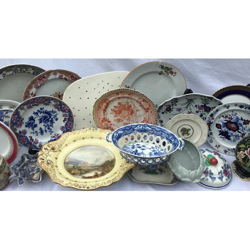 207 - A large quantity of mainly 19thC Spode and Copeland Spode ceramics.