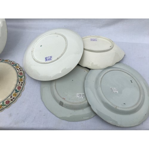 216 - A quantity of various 19thC Spode to include Stone Spode and oriental style pates etc.