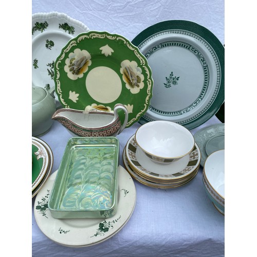 221 - A quantity of 20thC Copeland Spode to include various patterns; 'Flemish Green', 'Royal Jade', 'Gree... 