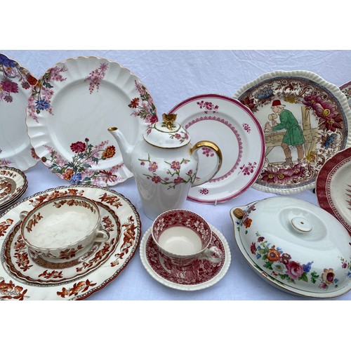 224 - Collection of 20thC Copeland Spode to include oval 'Mandarin' plate, Woodcarver plate, hot water pla... 