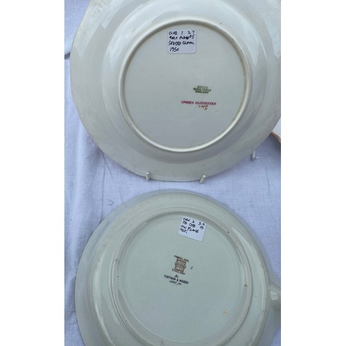 224 - Collection of 20thC Copeland Spode to include oval 'Mandarin' plate, Woodcarver plate, hot water pla... 