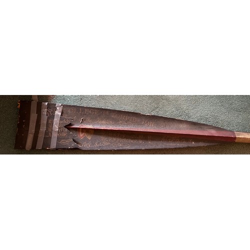 1304 - Balliol College Oxford Oar, First Torpid 1911 by direct descent from A Moodie 175cm l approx