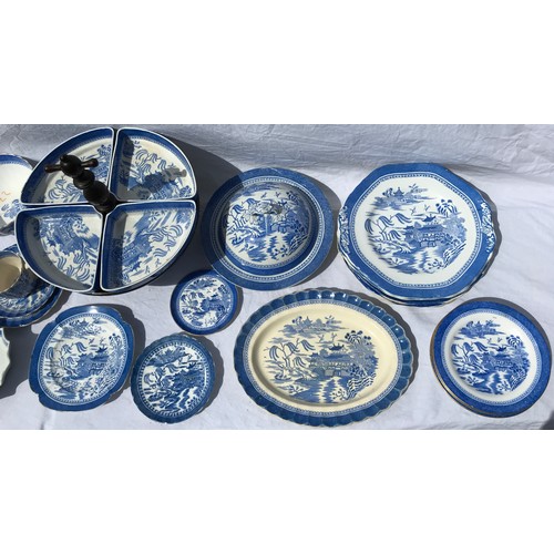 158 - A quantity of Copeland Spode late 19th century to early 20th century Mandarin pattern to include a s... 