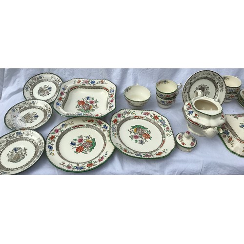 163 - A large quantity of Copeland late Spode Chinese Rose pattern to include cups, saucers, plates etc.